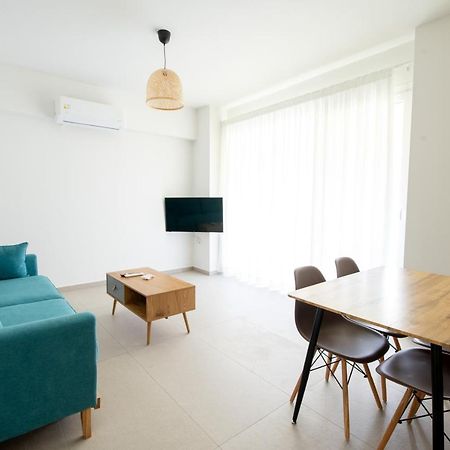 Ennea Suites-Storm Suite Flambouras Екстер'єр фото